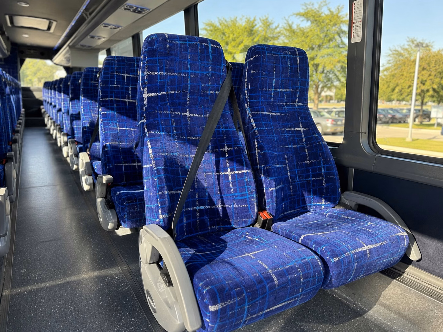charter bus rentals to the acadiana center for the arts and lafayette science museum