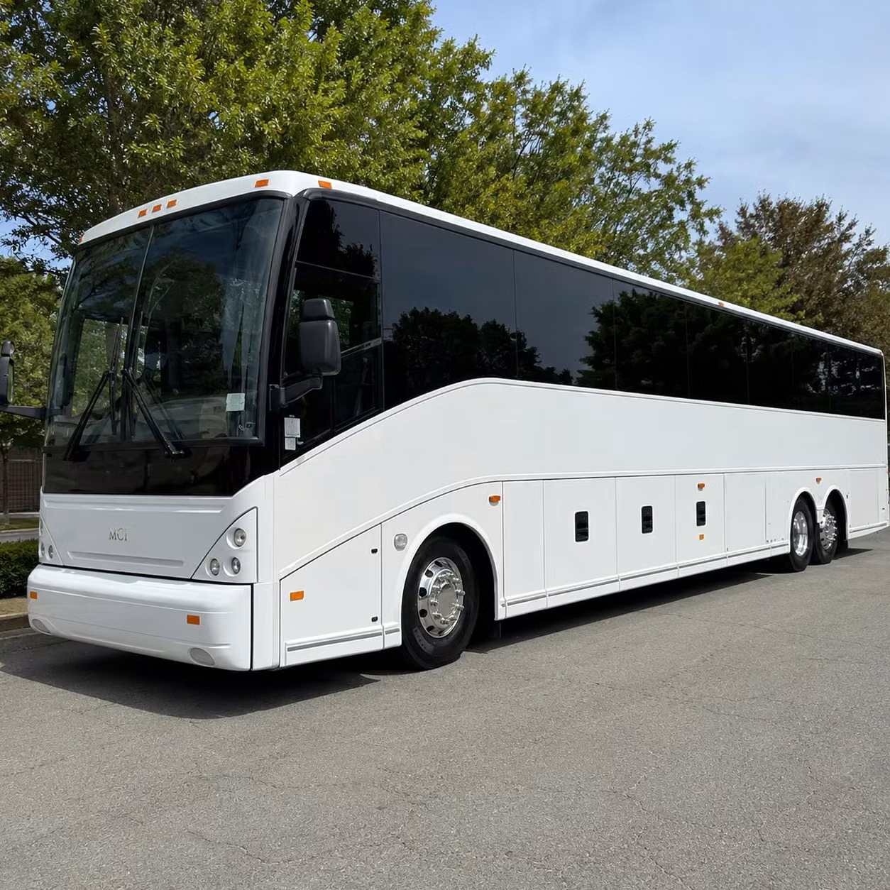 group airport transfers to and from lafayette regional airport made easy