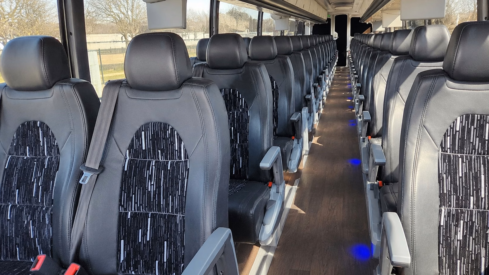how bus type and size change charter bus prices in lafayette louisiana