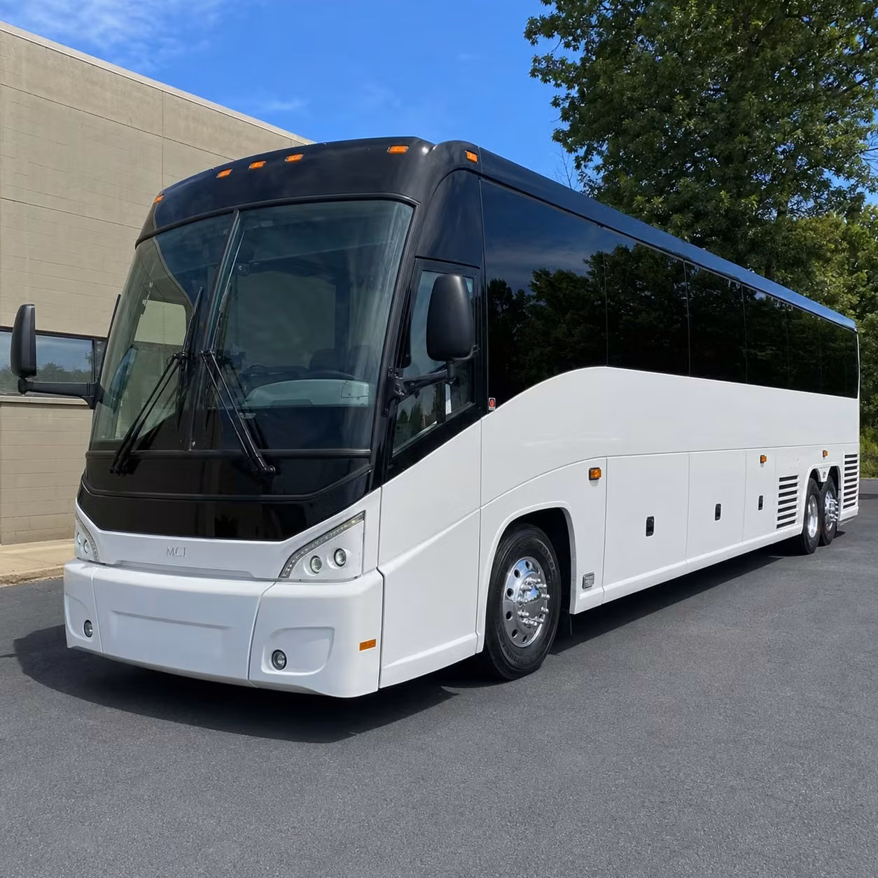 long distance bus rentals for lafayette school groups and university travel
