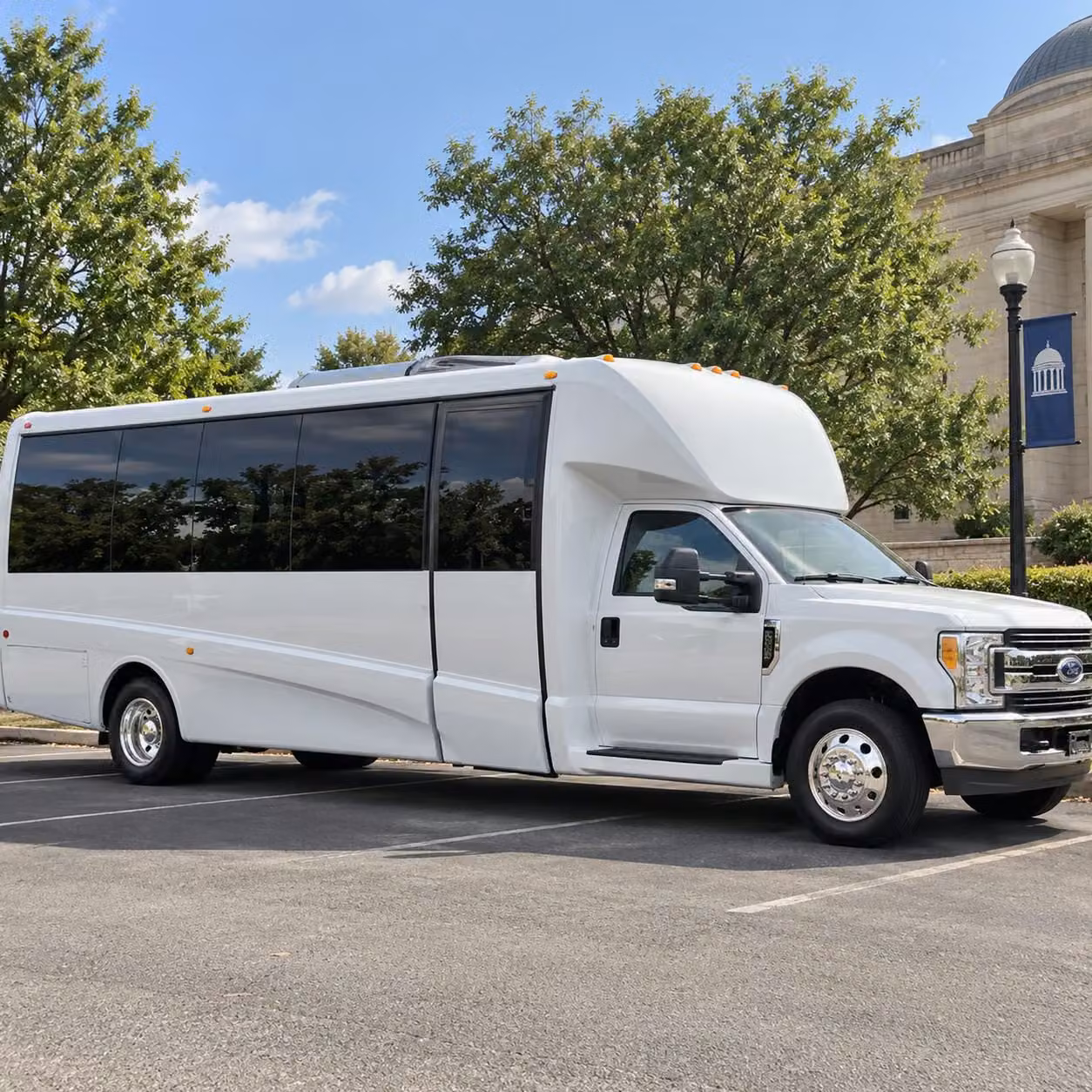 minibus and charter bus rentals for amateur sports teams traveling out of lafayette